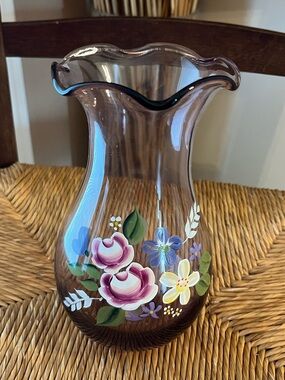 Vintage Fenton Teleflora Amethyst Glass Ruffled Floral Vase 8”